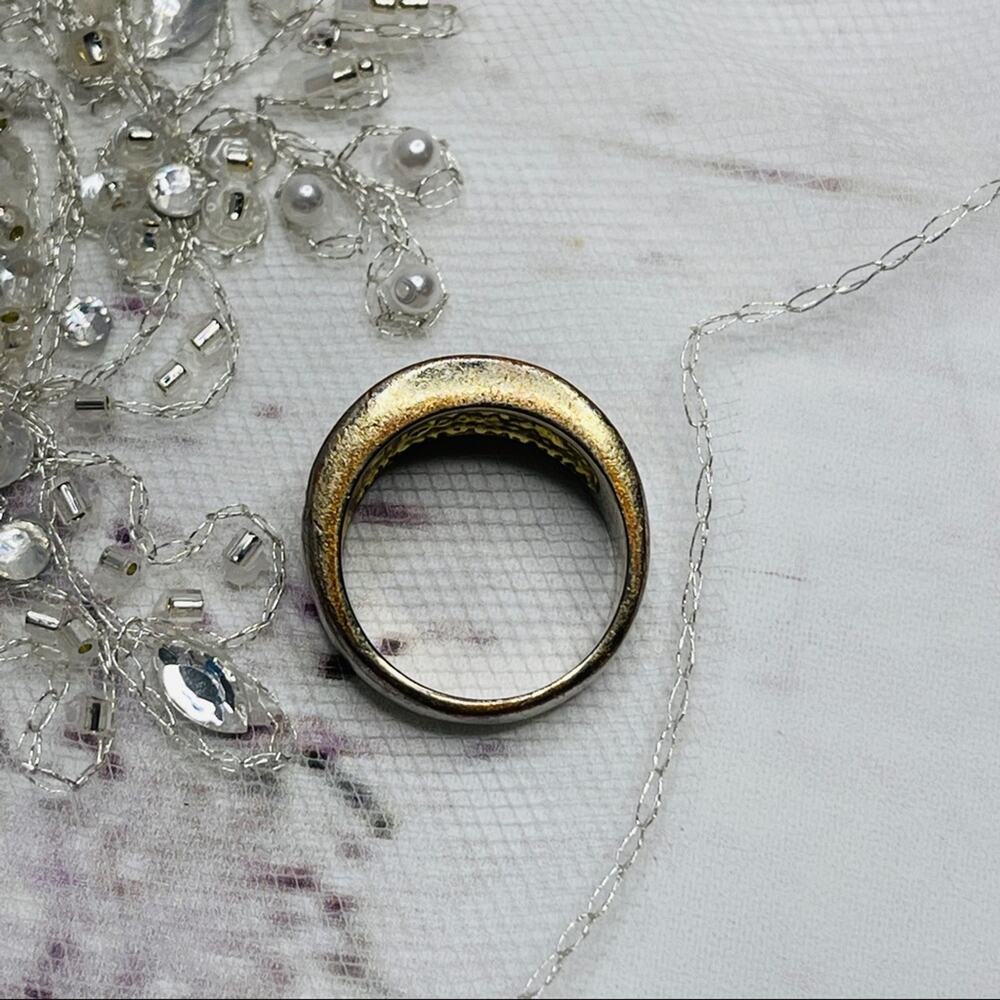 Gold color rhinestone diamond ring - Picture 4 of 10